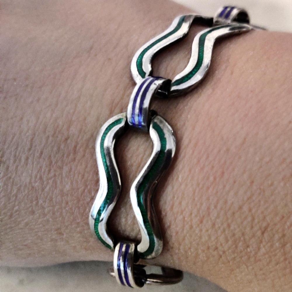 Vintage Italy Sterling Silver 925 & Enamel Cut Out Clip Link Bracelet